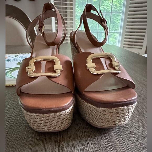 Aldo CARRABRIRIA TEXTURED ANKLE STRAP WEDGES Sandal 8.5 New Cognac Brown - Picture 4 of 9